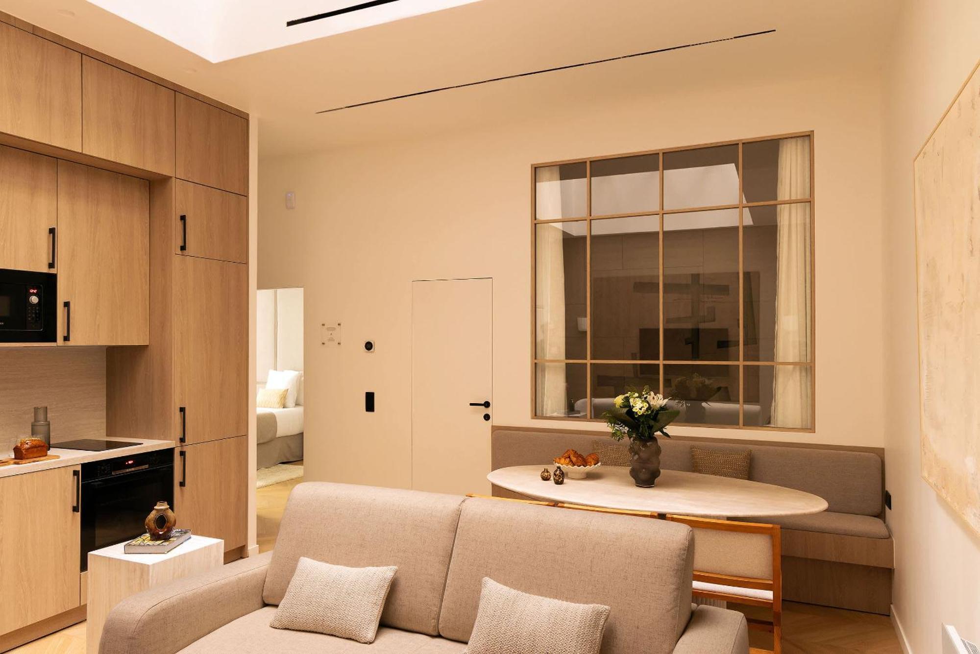 Elegant Apartment- 2br-6p- Le Marais Apartment *