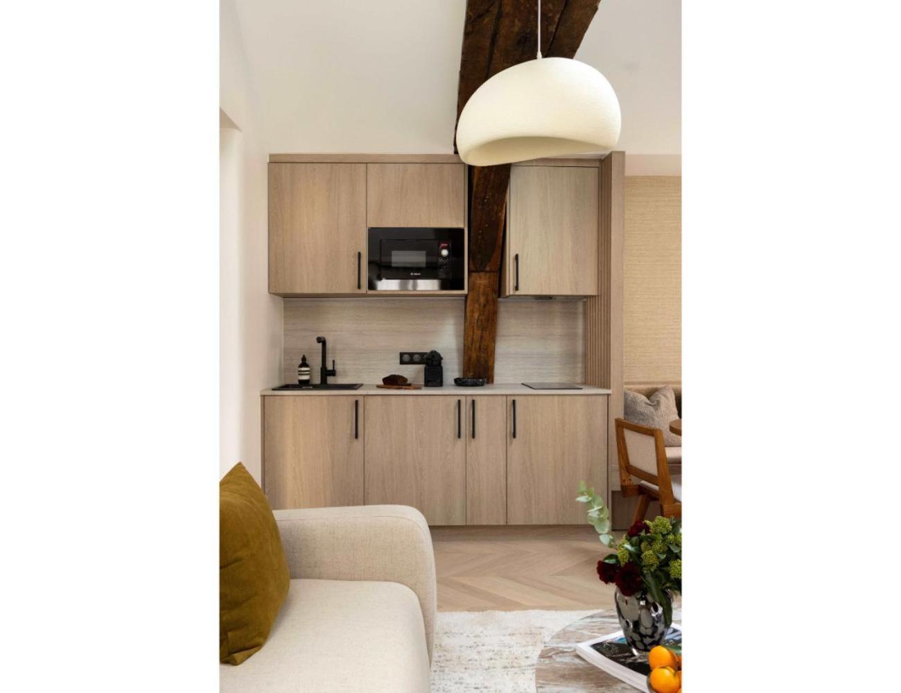 Elegant Apartment- 2br-6p- Le Marais Apartment Paris